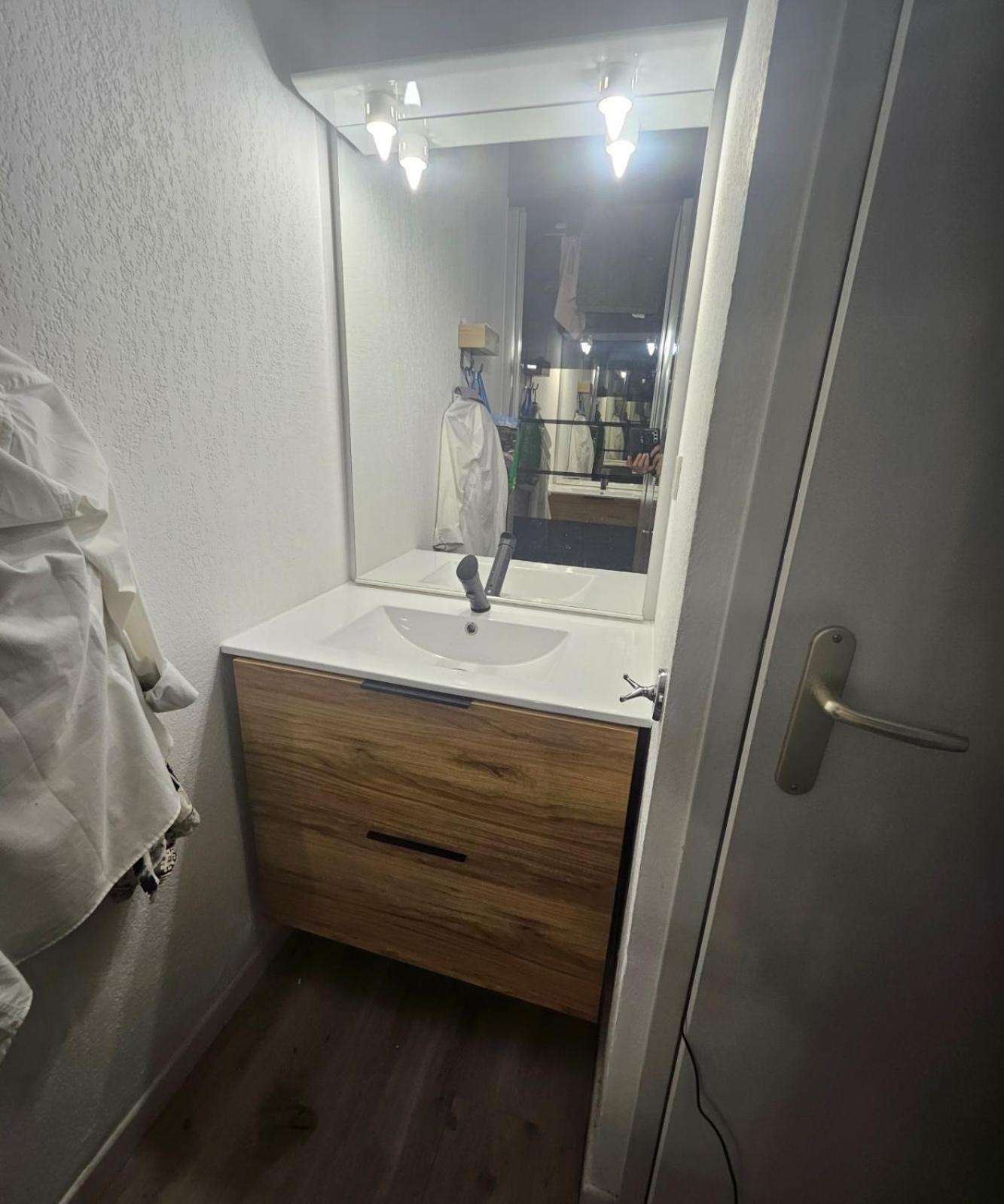 Maison Plain Pied Avec Climatisation Dans Une Residence Privee Avec Piscine Saint-Saturnin-lès-Avignon Eksteriør billede